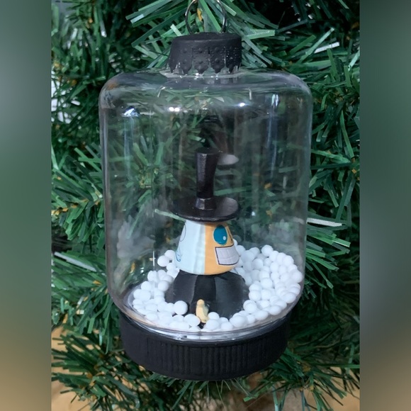 Nightmare Before Christmas The Mayor Christmas Ornament Faux Snow Globe - Picture 4 of 10
